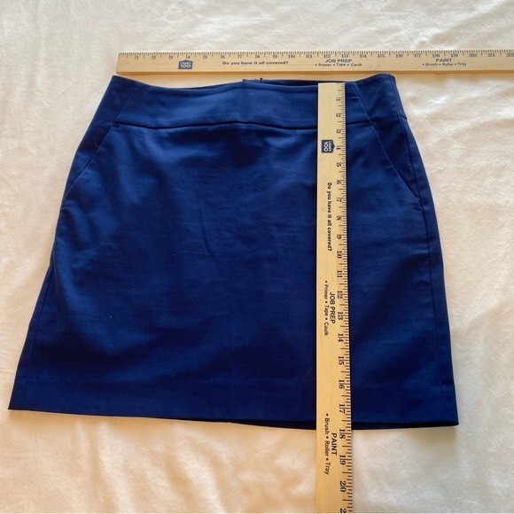 Ann Taylor Blue Mini Skirt Slash Pockets Luxurious Fabric Spandex Size 6 - Picture 7 of 9